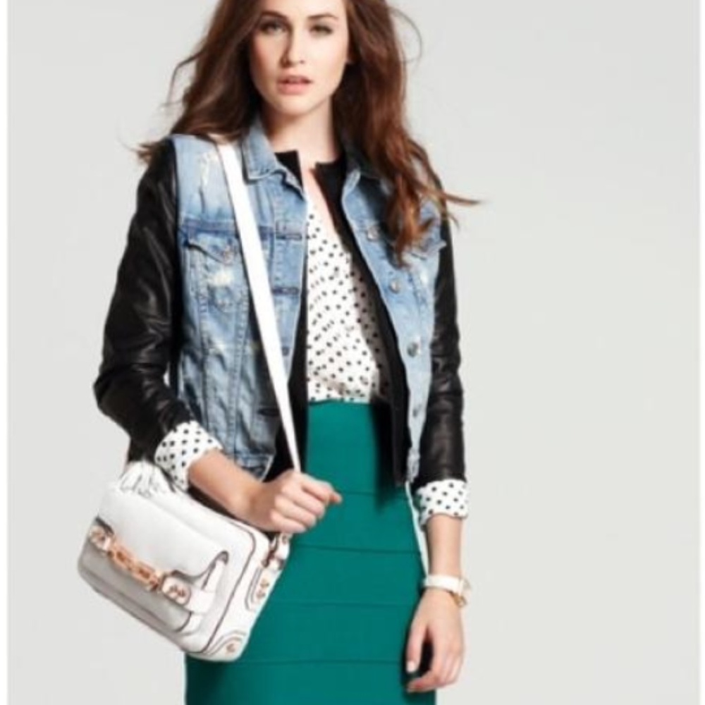 BCBGMAXAZRIA BONDAGE EMERALD MINI SKIRT